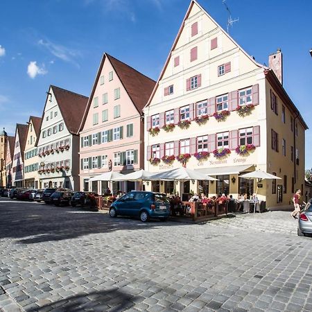 Meiser Altstadt Hotel Динкельсбюль Экстерьер фото