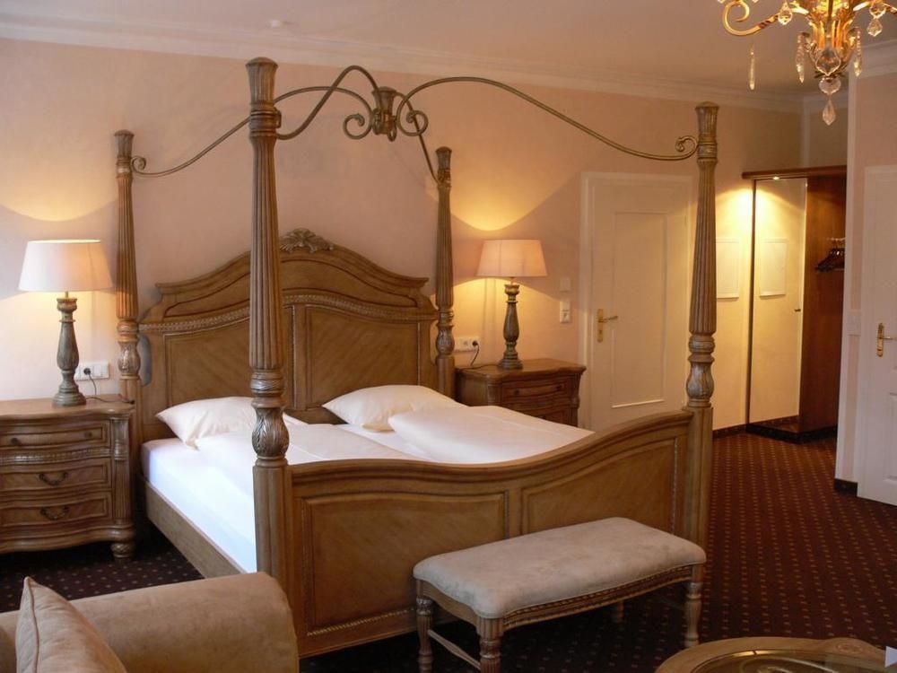 Meiser Altstadt Hotel Динкельсбюль Экстерьер фото